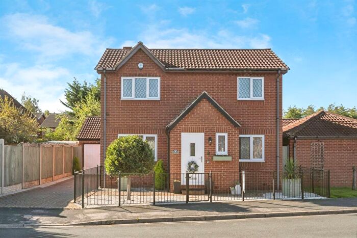 3 Bedroom Detached House For Sale In Ferndale View, Cusworth, Doncaster, DN5