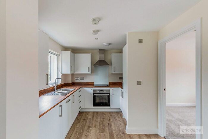 2 Bedroom Maisonette To Rent In Meadow House Drive, Coventry, CV4