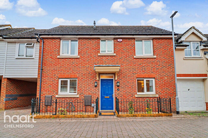 4 Bedroom Link Detached House For Sale In Baden Powell Close, Chelmsford, CM2