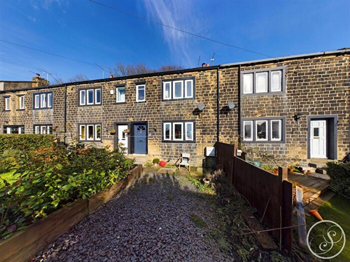 2 Bedroom Terraced House For Sale In Woodfield Terrace, Pudsey, LS28