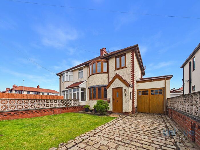 3 Bedroom Semi Detached House For Sale In Alderley Avenue, Blackpool, FY4