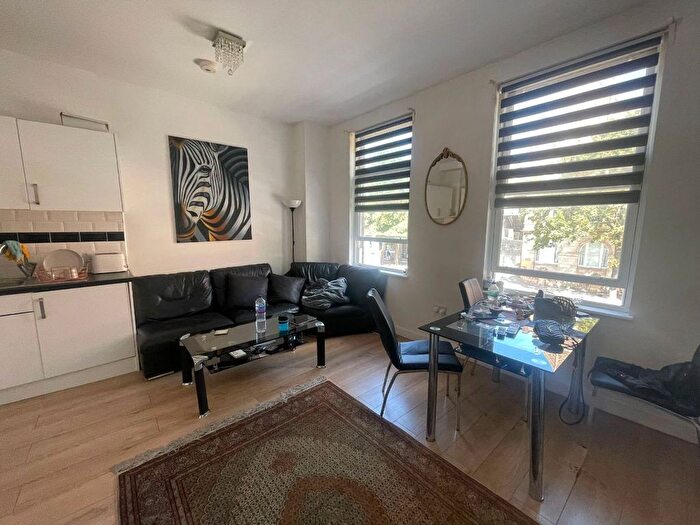 1 Bedroom Flat To Rent In Holloway Road, London, N7