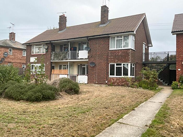 1 Bedroom Flat To Rent In Archer Avenue, Southend-on-Sea, SS2