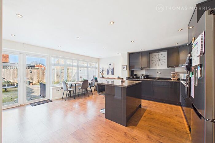 4 Bedroom Detached House For Sale In Robert Avenue, Somersham, Huntingdon, Cambridgeshire, PE28