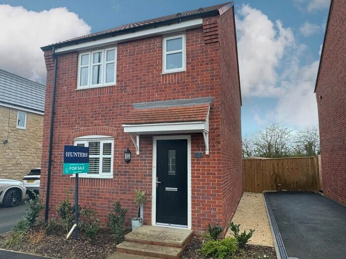 3 Bedroom Detached House For Sale In Buckthorn Close, Bolsover, Chesterfield, S44