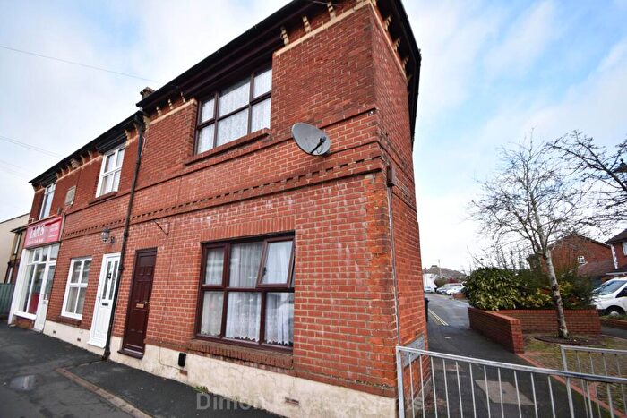 2 Bedroom End Of Terrace House For Sale In St Thomas`s Road, Hardway, PO12