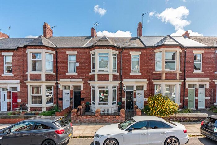 2 Bedroom Flat For Sale In Sandringham Road, Gosforth, NE3