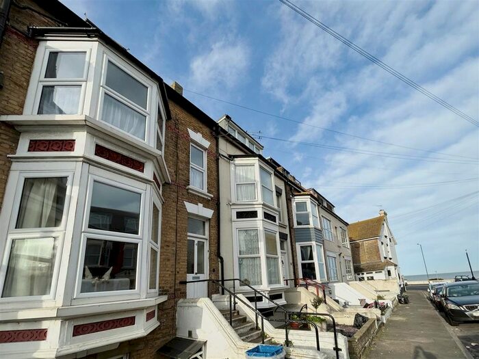 2 Bedroom Flat To Rent In Station Road, Margate, CT9