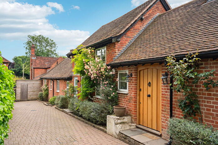3 Bedroom Detached House For Sale In Birch Lane, Flaunden, Hemel Hempstead, HP3