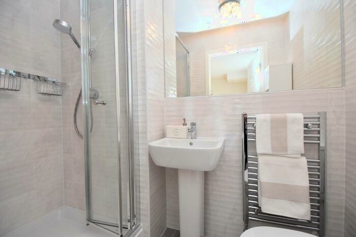1 Bedroom Flat For Sale In Gresham Drive, Kirkintilloch, G66