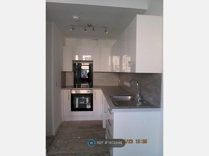 1 Bedroom Flat To Rent In Neilston Road, Paisley, PA2