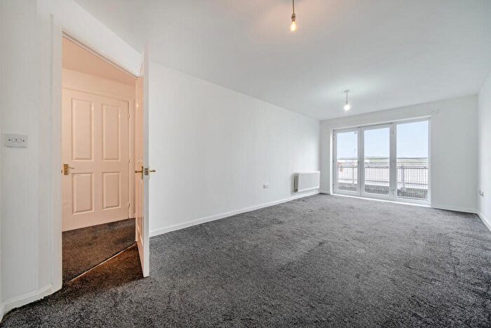 2 Bedroom Apartment For Sale In Chichester Wharf, Erith, DA8