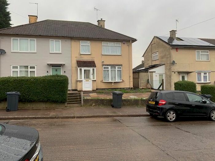3 Bedroom Semi-Detached House To Rent In Arncliffe Road, Leicester, LE5