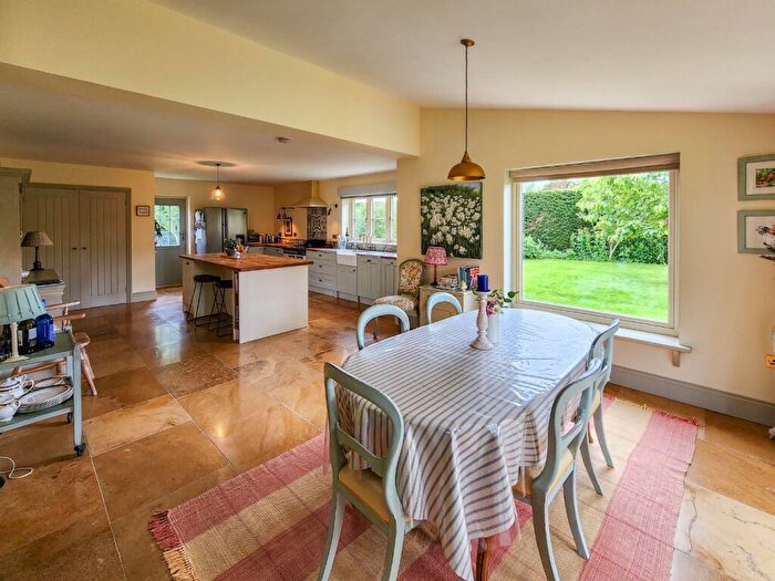 5 Bedroom Detached House For Sale In Low Road, Pentney, PE32