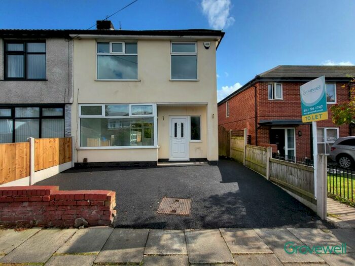 3 Bedroom Semi-Detached House To Rent In Acresfield Road, Middleton, Manchester, M24