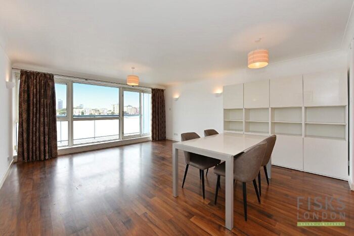 2 Bedroom Flat For Sale In Arnhem Place, London, E14