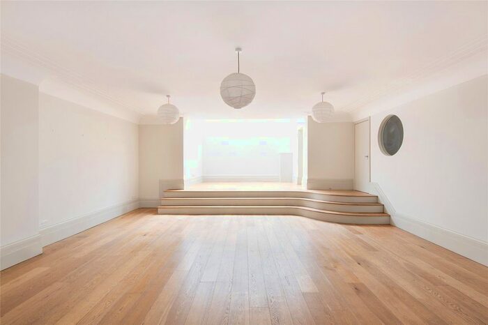 4 Bedroom Detached House To Rent In Upper Mall, Hammersmith, W6