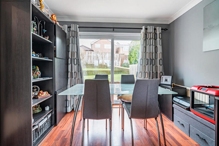 4 Bedroom Detached House For Sale In Torridge Close, Greenmeadow, SN25
