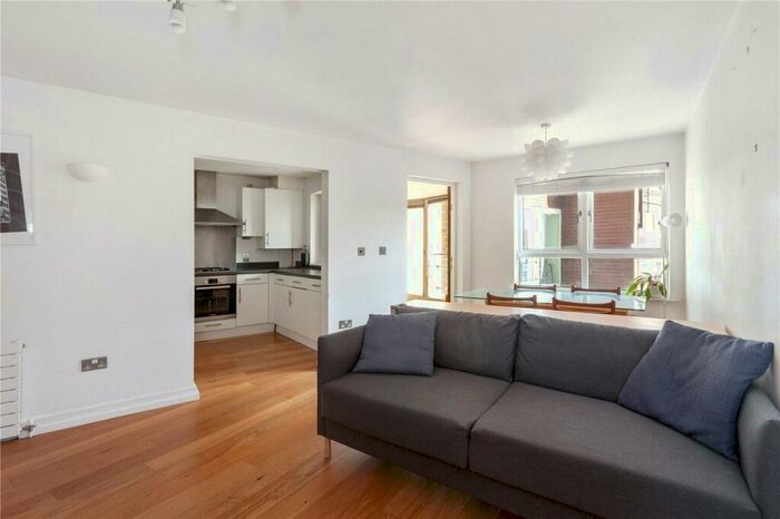 2 Bedroom Apartment To Rent In St. Pauls Road, London, N1