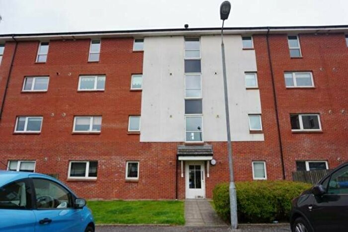 2 Bedroom Flat To Rent In Dean Court, Clydebank, West Dunbartonshire, G81