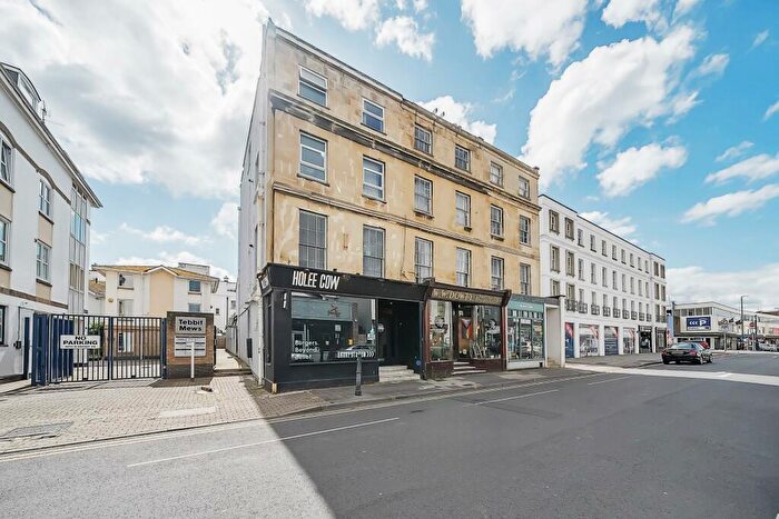 1 Bedroom Flat To Rent In Winchcombe Street, Cheltenham, GL52