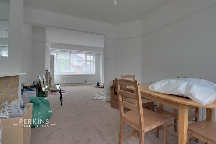 3 Bedroom Property To Rent In Greenford, UB6