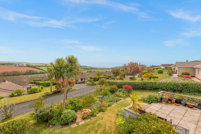 5 Bedroom Detached Bungalow For Sale In Crosslands, Thurlestone, Kingsbridge, TQ7