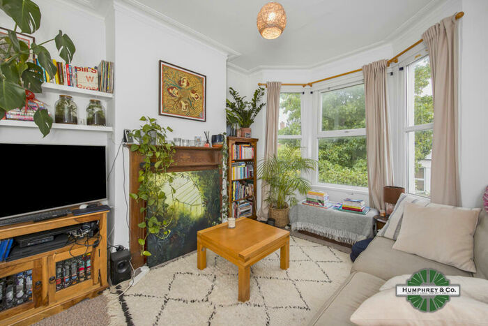 3 Bedroom Flat To Rent In Howard Road, London, E17