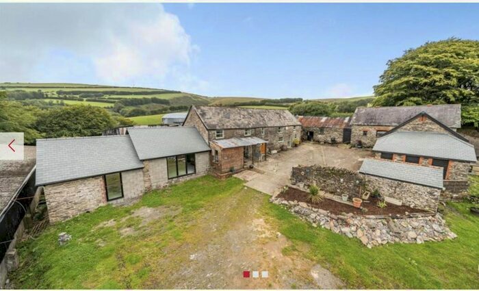 Property For Sale In Brayford, Barnstaple, EX32