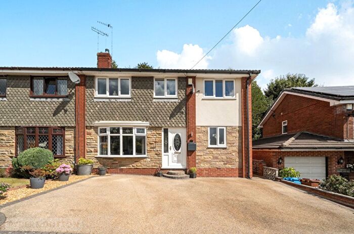 4 Bedroom Semi Detached House For Sale In Newark Park Way, Royton, Oldham, Greater Manchester, OL2