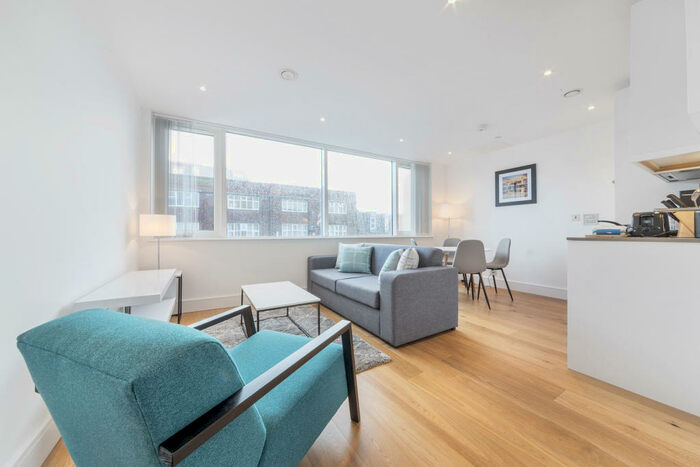 2 Bedroom Apartment To Rent In Skyline Apartments, - High Street, Slough, SL1