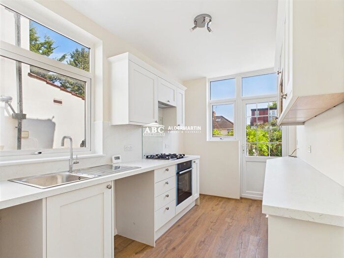 3 Bedroom Semi-Detached House For Sale In Clovelly Avenue, London, NW9