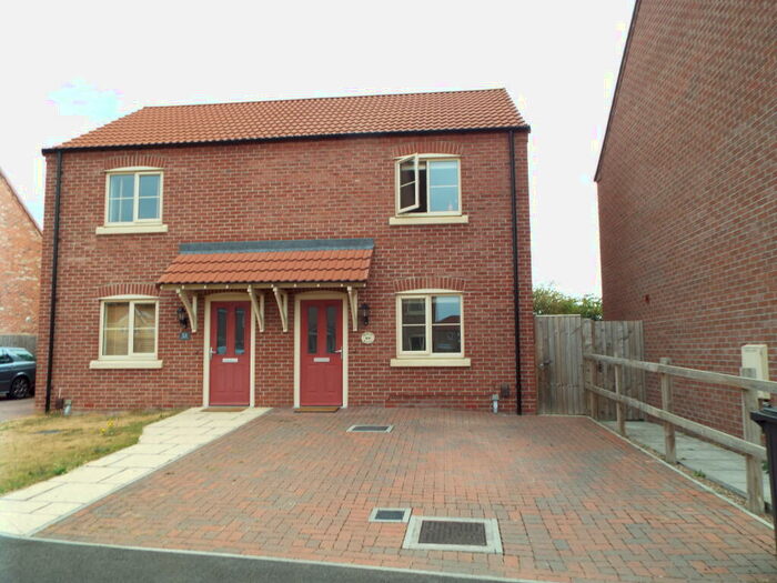 2 Bedroom House To Rent In Mendip Avenue, North Hykeham, LN6