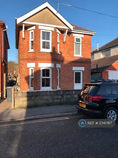 4 Bedroom Detached House To Rent In Green Road, Bournemouth, BH9