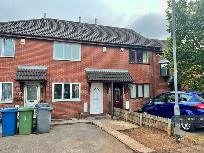 2 Bedroom Terraced House To Rent In Tweedsdale Close, Whitefield, Manchester, M45