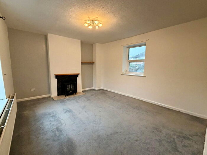 3 Bedroom Semi Detached House To Rent In Pen Y Ball Street, Holywell, CH8