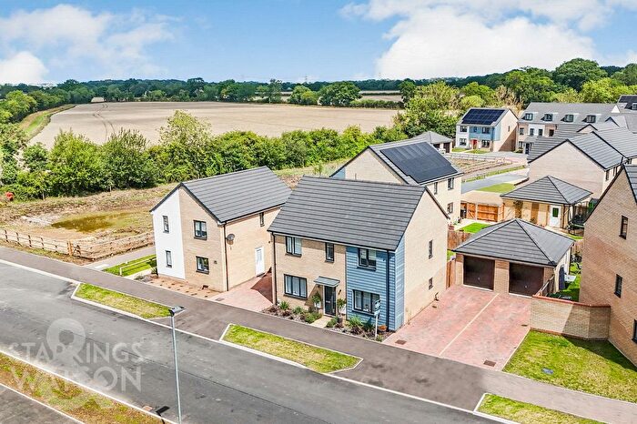 4 Bedroom Detached House For Sale In Briggs Mead, Wymondham, NR18