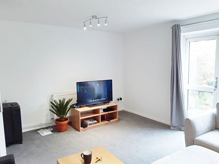 3 Bedroom Flat To Rent In Chobham Road, London, E15