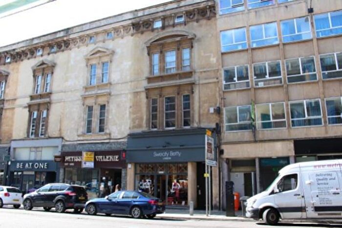 2 Bedroom Flat To Rent In Queens Road, Clifton, Bristol, BS8