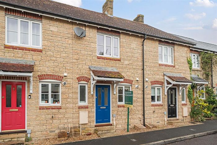2 Bedroom Terraced House For Sale In Casterbridge Way, Gillingham, Dorset, SP8