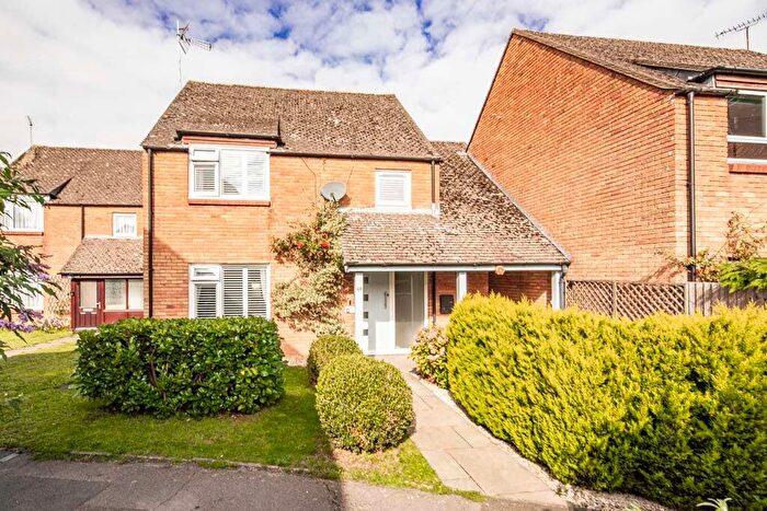 4 Bedroom House For Sale In West Chiltern, Woodcote, RG8