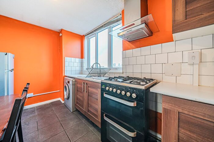 1 Bedroom Flat For Sale In New Place Square, London, SE16