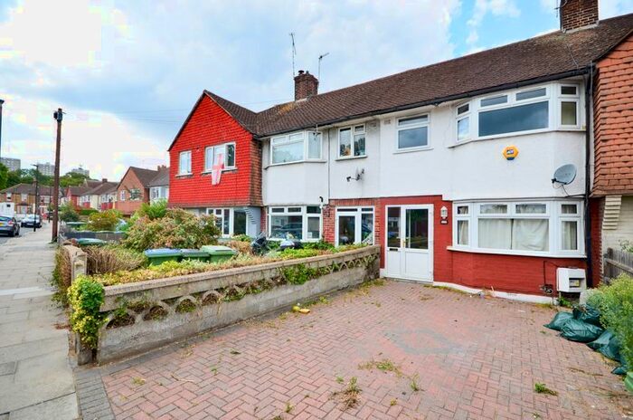 3 Bedroom Terraced House To Rent In Church Manorway, London, SE2