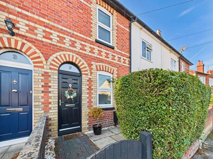 2 Bedroom Terraced House To Rent In Downing Road, Tilehurst, RG31