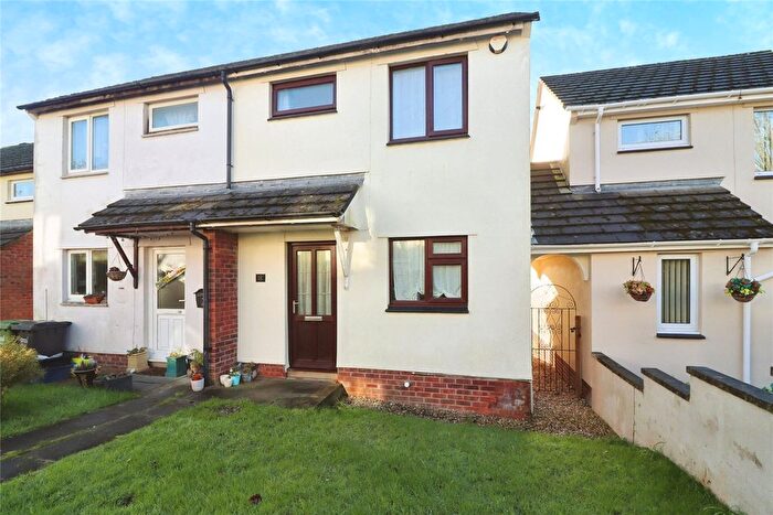 2 Bedroom End Terrace House For Sale In Appletree Close, Barnstaple, Devon, EX32