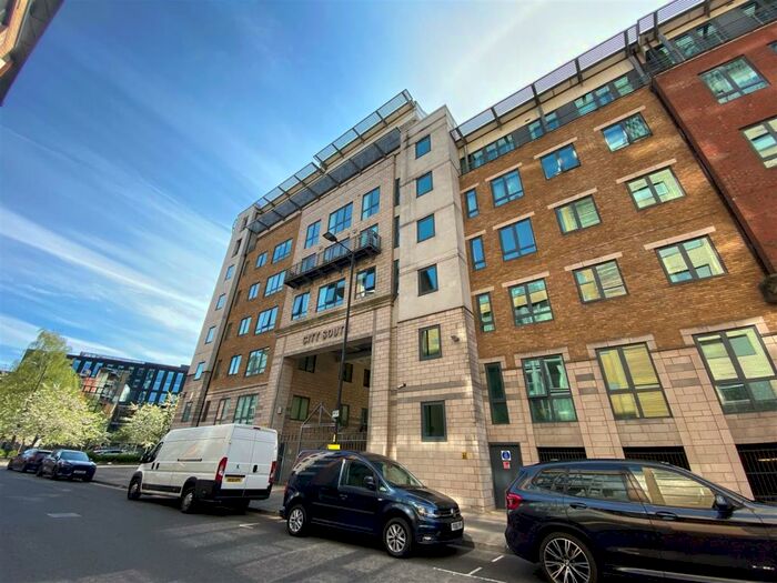 2 Bedroom Flat To Rent In City South, City Road East, Southern Gateway, M15