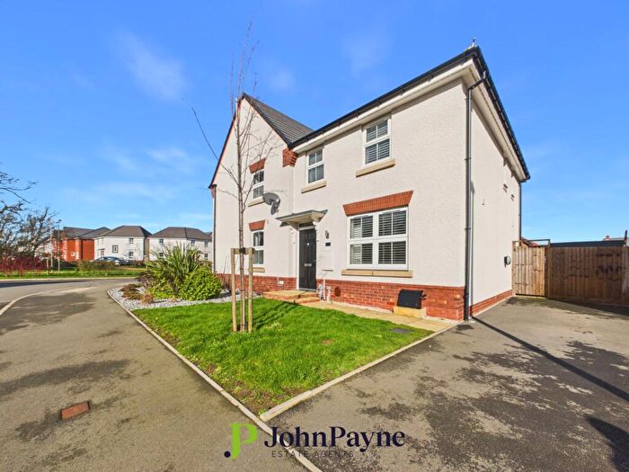 3 Bedroom Semi Detached House To Rent In Jones Grove, Upper Lighthorne, Leamington Spa, Warwickshire, CV33