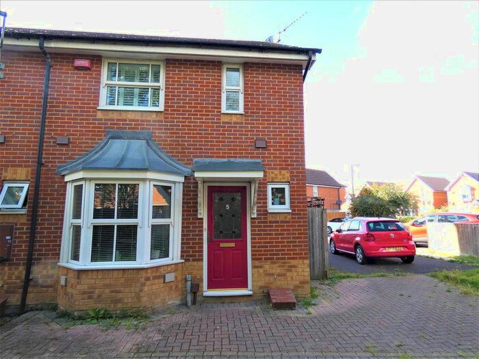2 Bedroom End Of Terrace House To Rent In Hunters Way, Cippenham, Slough, SL1