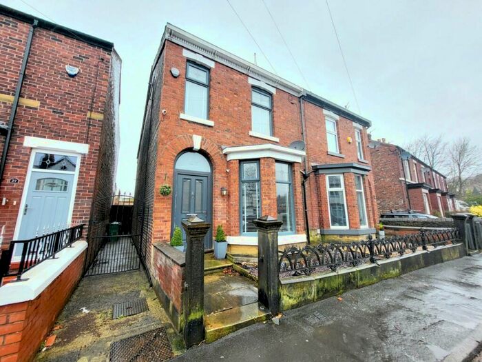 3 Bedroom Semi-Detached House To Rent In Guywood Lane, Romiley, Stockport, SK6