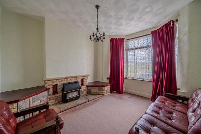 3 Bedroom Terraced House For Sale In Bushy Park, Wainfelin, Pontypool, NP4